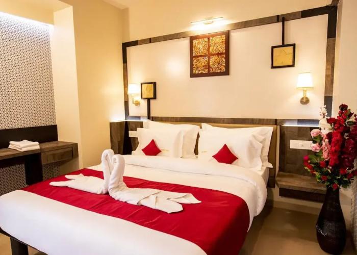 Hotel Prabha Palace