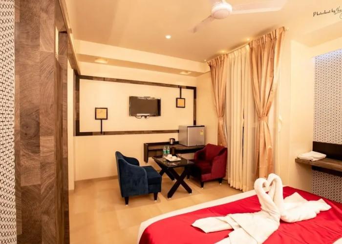 Hotel Prabha Palace