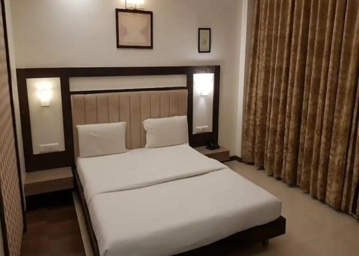 Hotel Udayanraje Palace