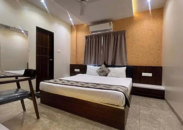 Hotel Suvarnam Residency