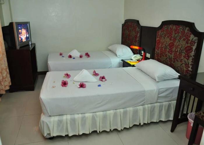 Bohol Plaza Resort and Restaurant