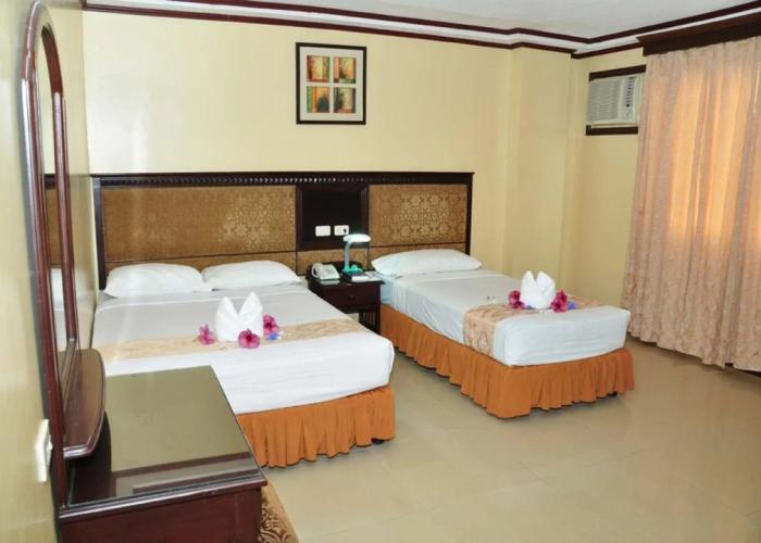 Bohol Plaza Resort and Restaurant