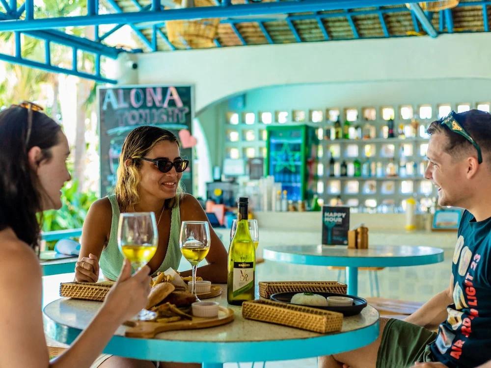 фото Mad Monkey Panglao