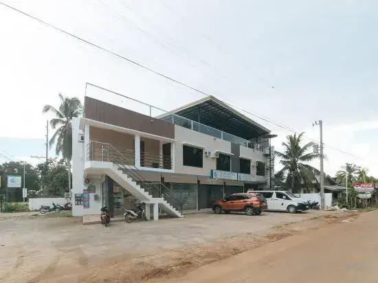RedDoorz @ Happy Stay Apartelle