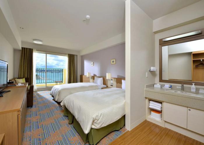Vessel Hotel Campana Okinawa