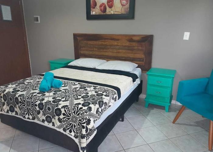 Pousada La Ferrugem Suites