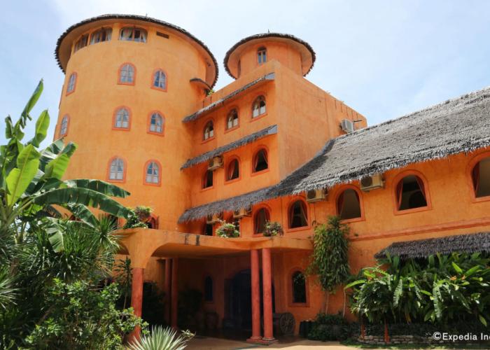 Coco Grove Beach Resort