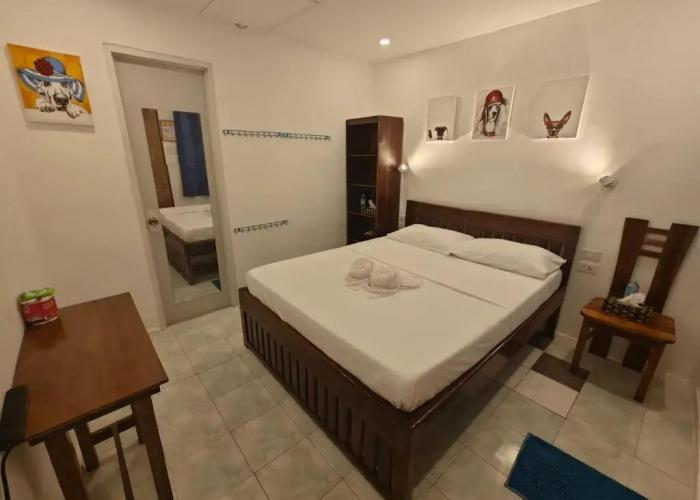 Room-Cola Inn