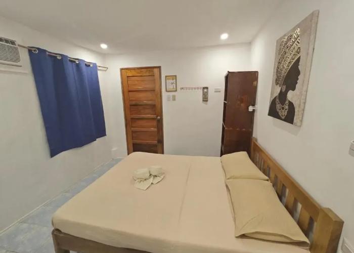 Room-Cola Inn