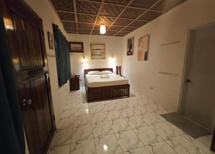 Room-Cola Inn