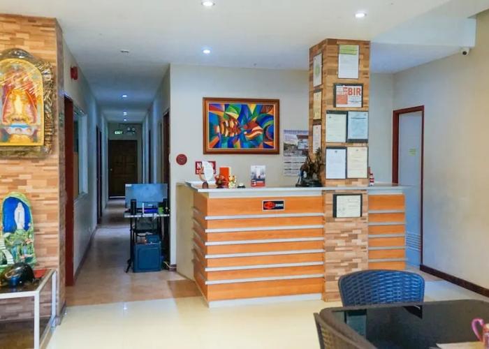 RedDoorz near Talisay District Hospital