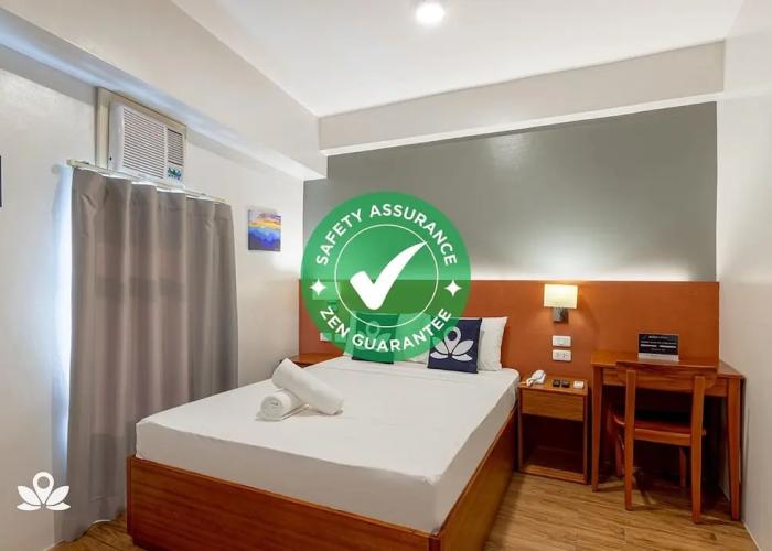 IHotel Uptown BGC