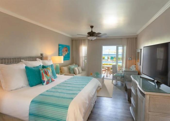 Sea Breeze Beach House by Ocean Hotels - All Inclusive