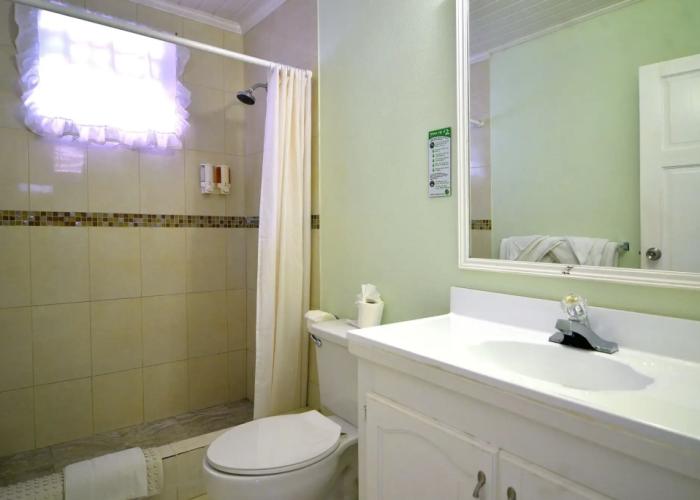 Dover Beach Hotel