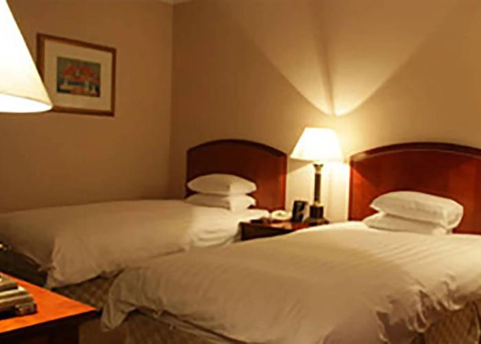 High1 Palace Hotel & CC
