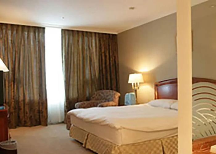 High1 Palace Hotel & CC (High1 Hotel&CC)