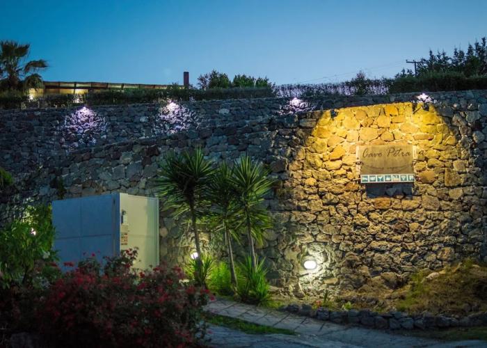 Cavo Petra Hotel
