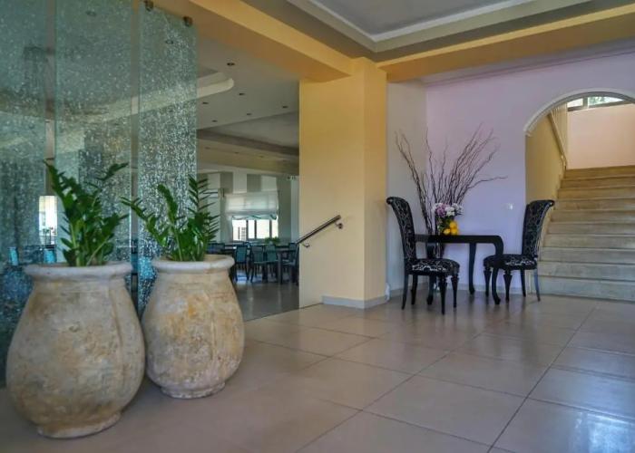 Kokoni Beach Hotel