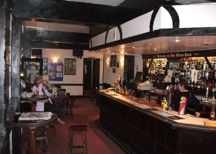 Three Tuns Hotel