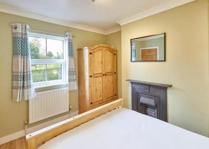 Host Stay Holmedene