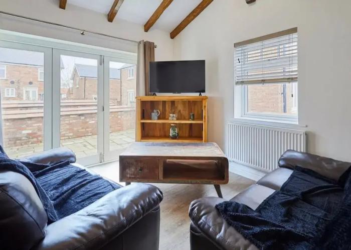 Host Stay Jubilee Close