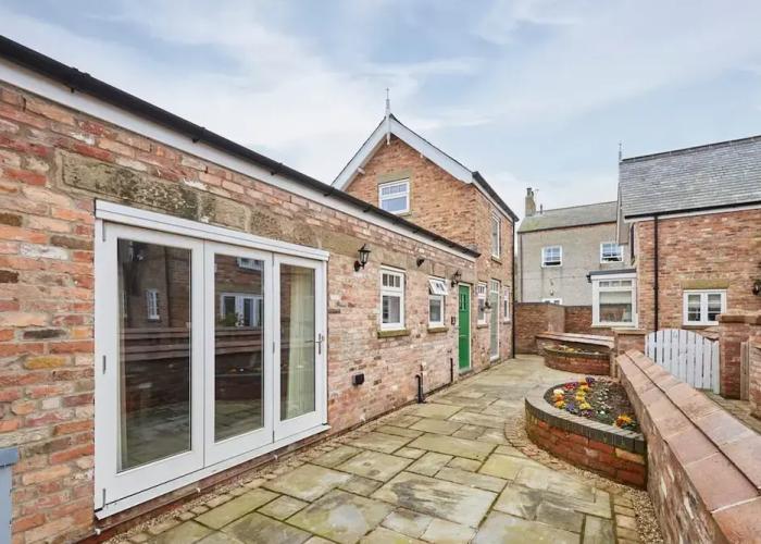 Host Stay Jubilee Close