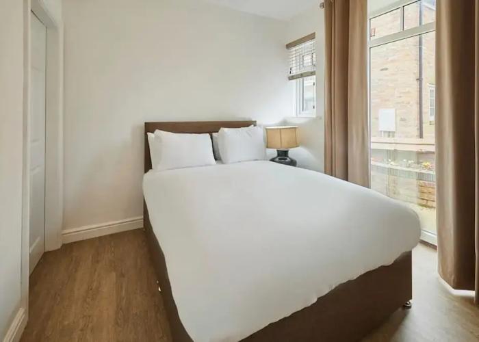 Host Stay Jubilee Close