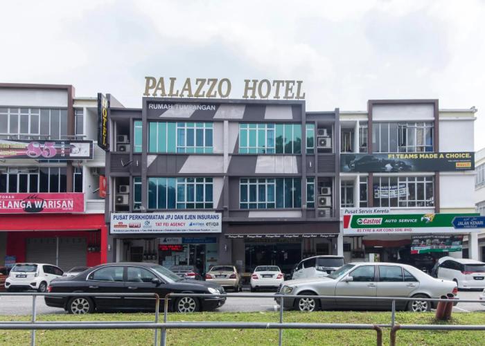 Palazzo Hotel