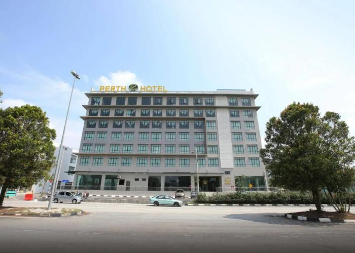 SEM9 Senai ''Formerly Known as Perth Hotel