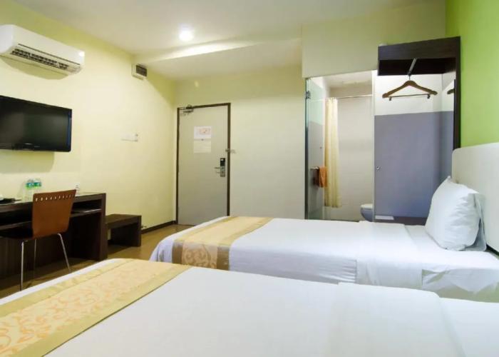 Eight Days Boutique Hotel