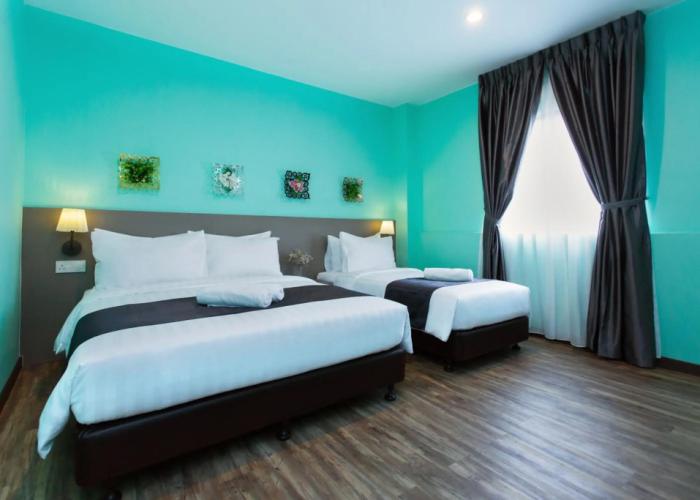 Oyo 490 Dk Hotel
