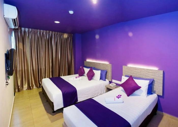 HereHotel Dormitory