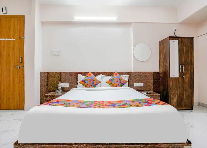 Fabhotel Wakad Villa