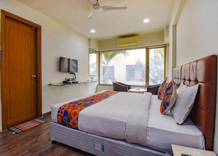Fabhotel Sr Wakad
