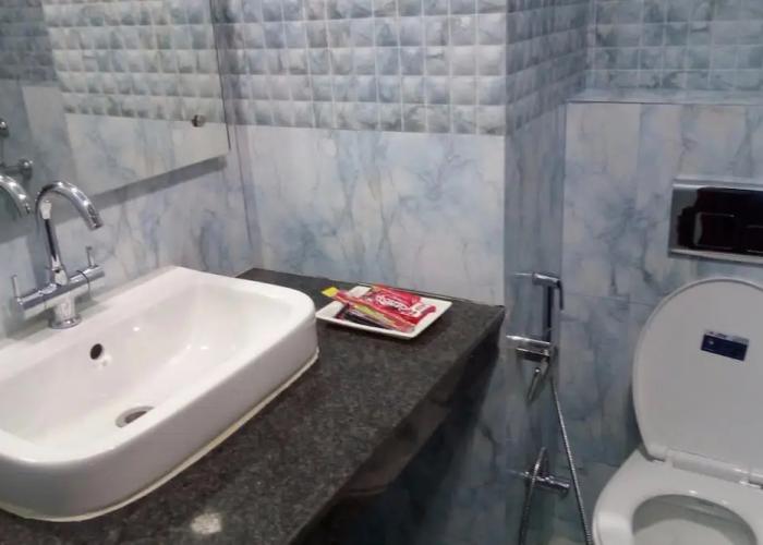 Adhunik Hotel Neemrana