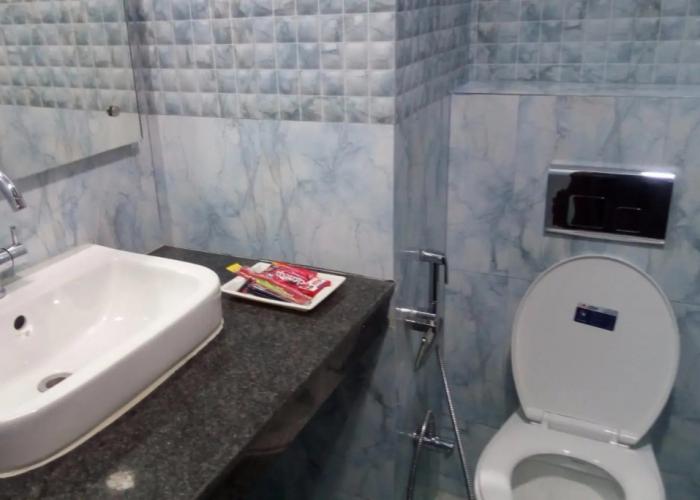 Adhunik Hotel Behror