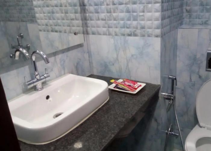 Adhunik Hotel Behror