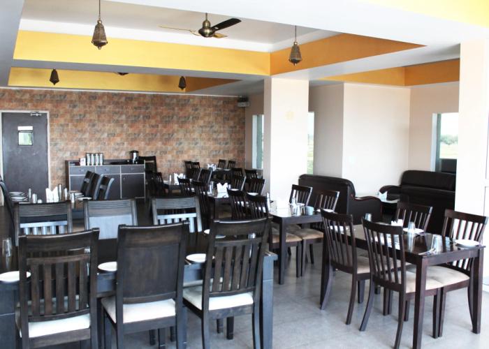 Adhunik Hotel Behror