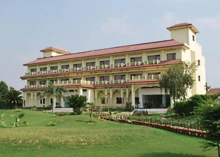 Shiva Oasis Resort
