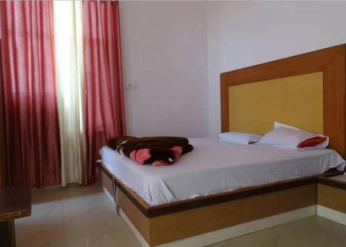 Hotel Jhansla By GRB