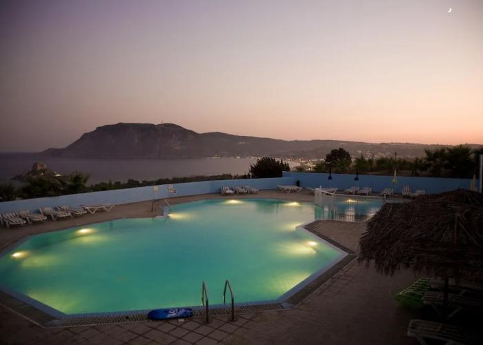 Hotel Pantheon, Kefalos