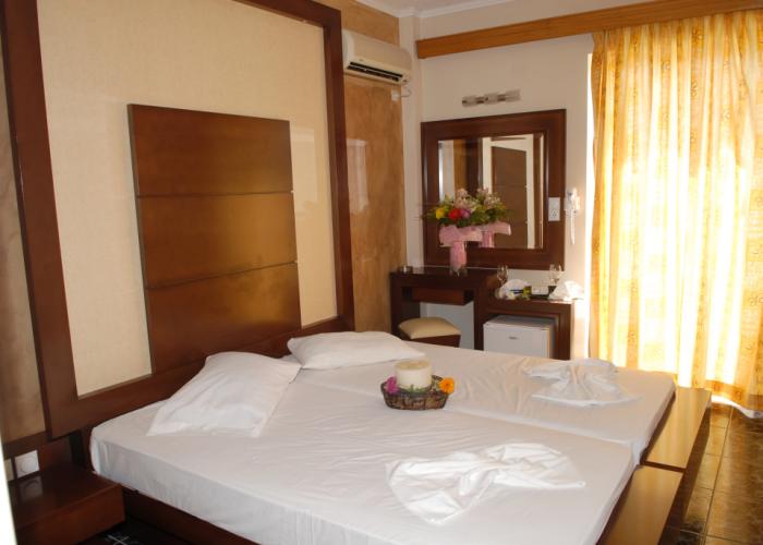Sacallis Inn Beach Hotel