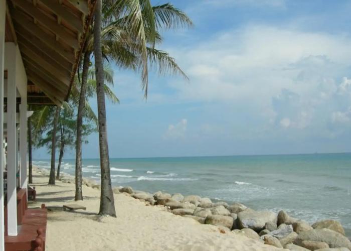 Sutra Beach Resort