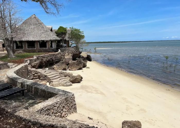 Mwazaro Beach Lodge