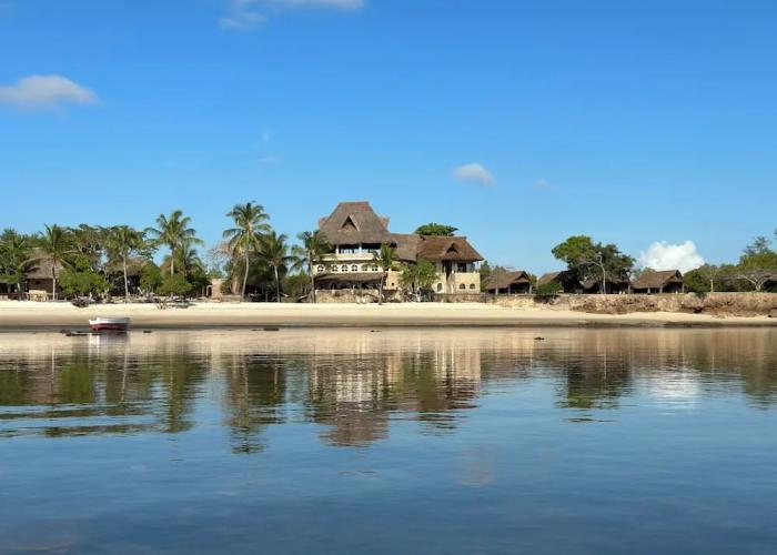 Mwazaro Beach Lodge