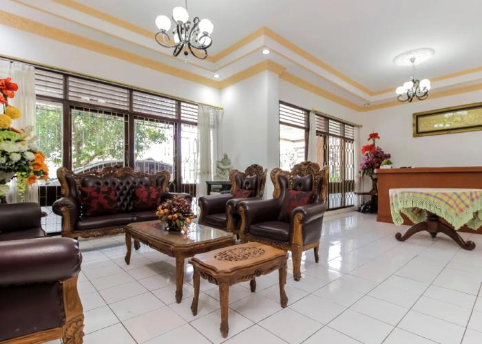 RedDoorz near Sam Ratulangi Airport