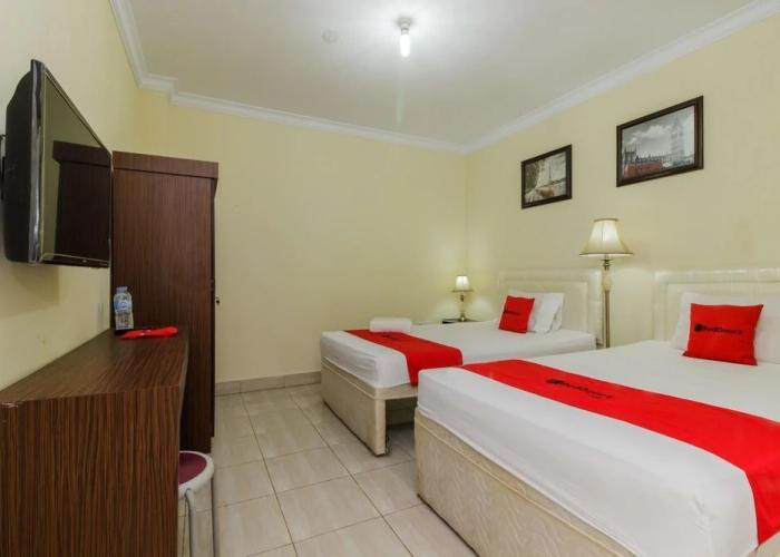 RedDoorz @ Malalayang 2 Manado