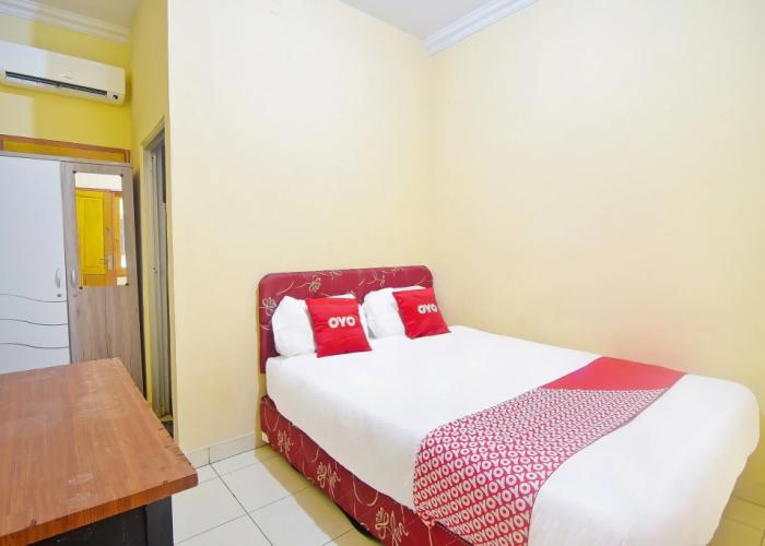 OYO 90463 A2b Guesthouse