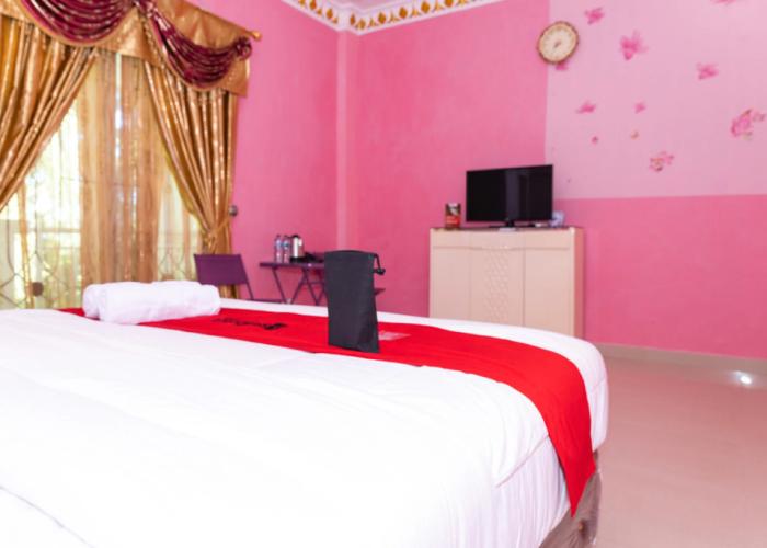 RedDoorz Premium @ Sea Residence Manado