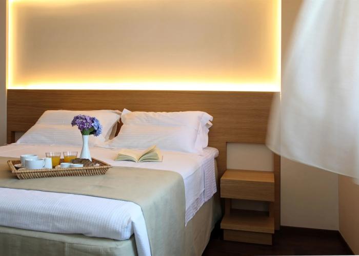 Theta Hotel